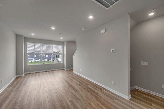 Foto del edificio - 1205 Harper Lndg