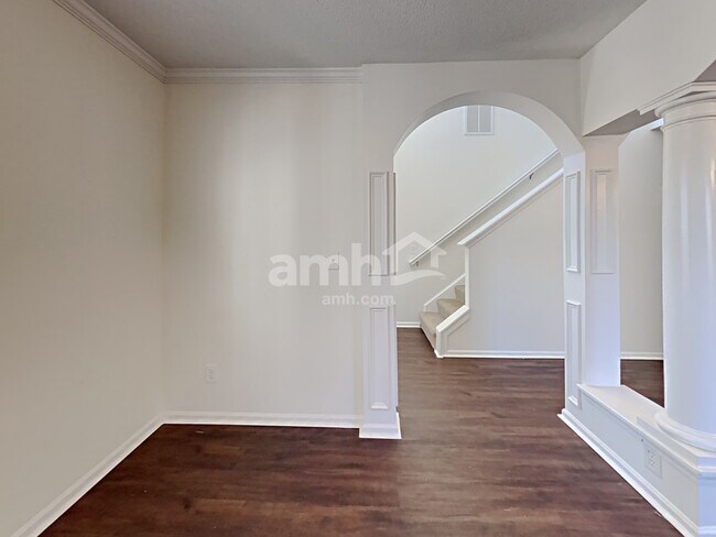 Foto del edificio - 2112 Coral Berry Ln