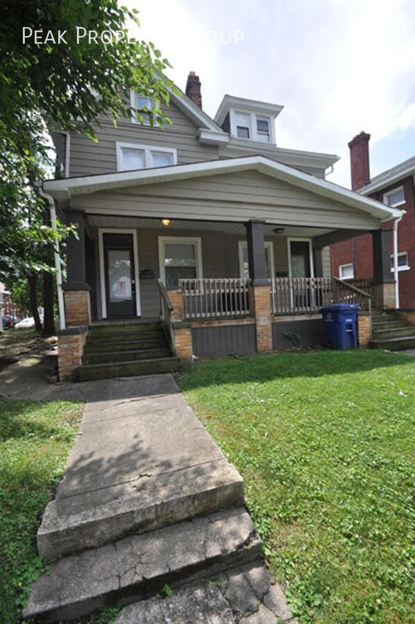 Building Photo - 311 E 17th Ave
