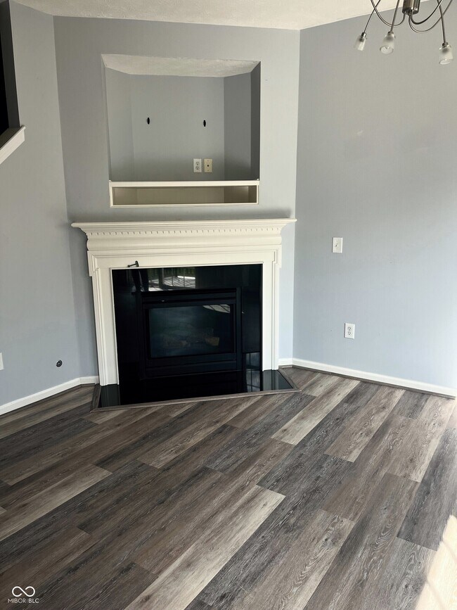 Foto del edificio - 9014 Mercer Dr