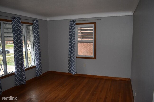 Foto del edificio - 3 br, 1 bath House - 2606 Grovewood Ave