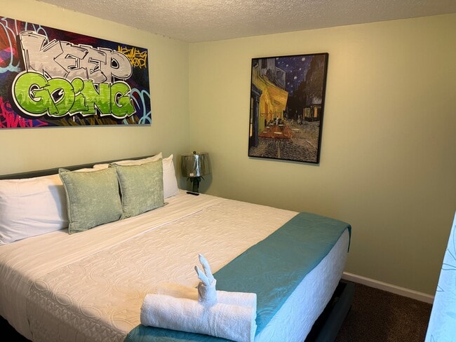 Foto del edificio - 4440 Renwood Dr