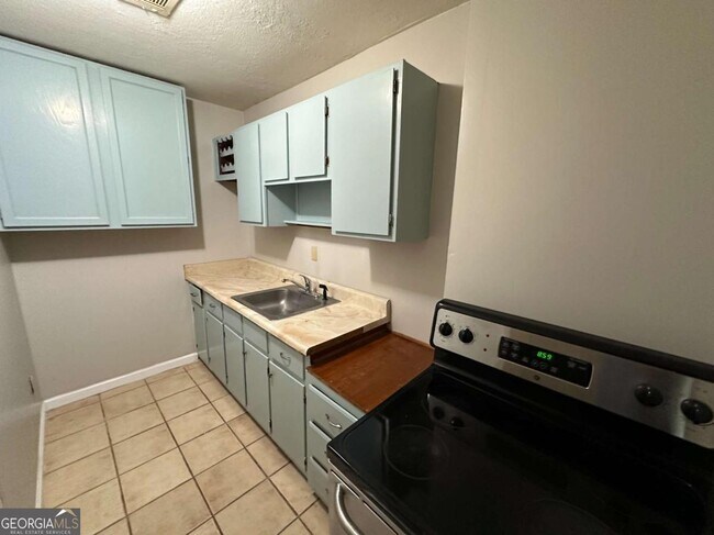 Foto del edificio - 6427 Woodstone Ter