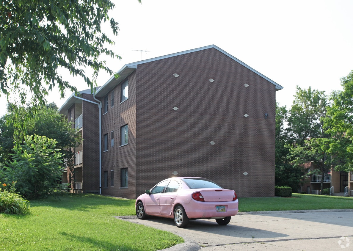Building Photo - 3125-3143 Glenmore Ave
