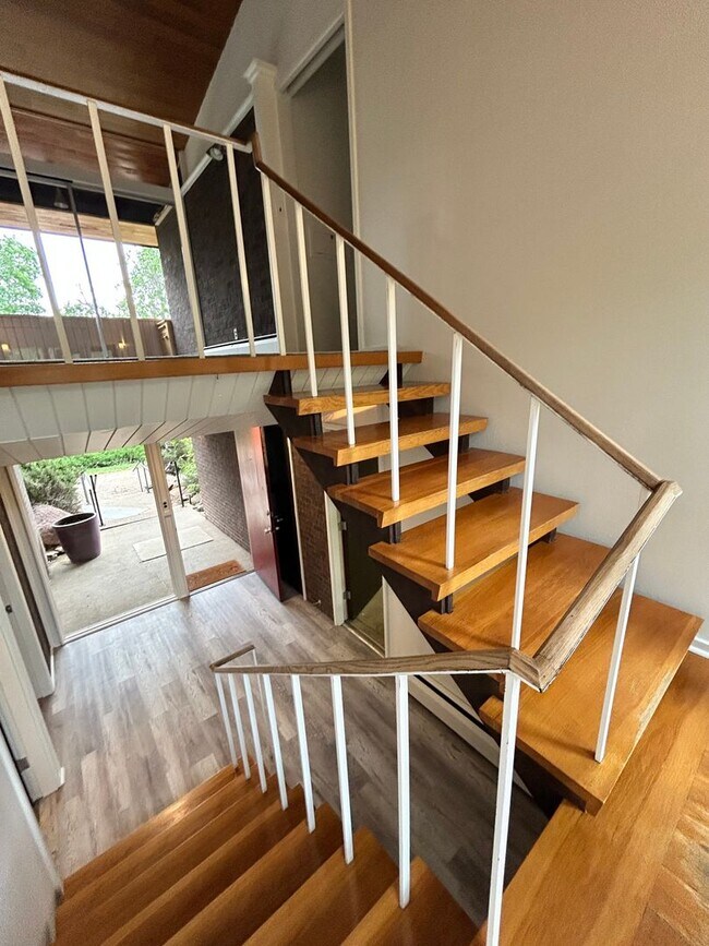 Foto del edificio - SW Boulder MCM Home with Mountain and City-Light Views!