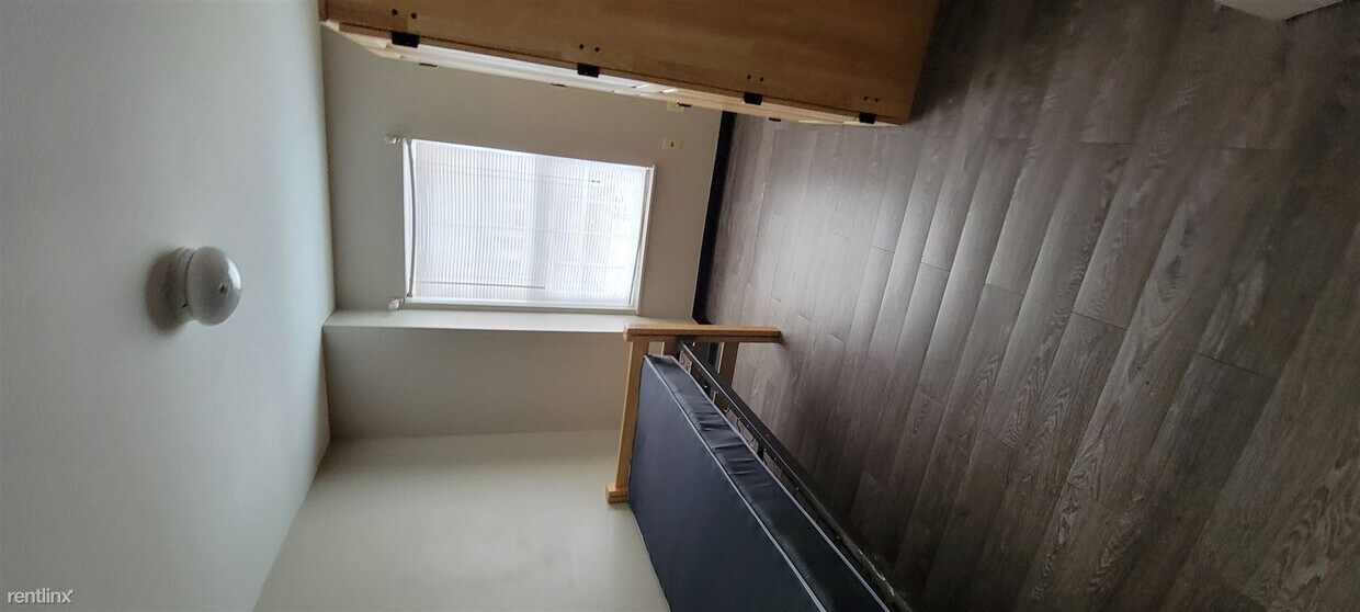 Foto del edificio - 4 br, 2 bath House - Former Pi Kappa Phi H...