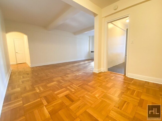 Foto del edificio - EAST 56 STREET