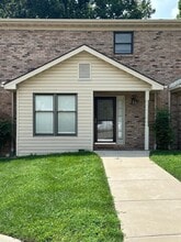Building Photo - 3505 Lakeside Ct
