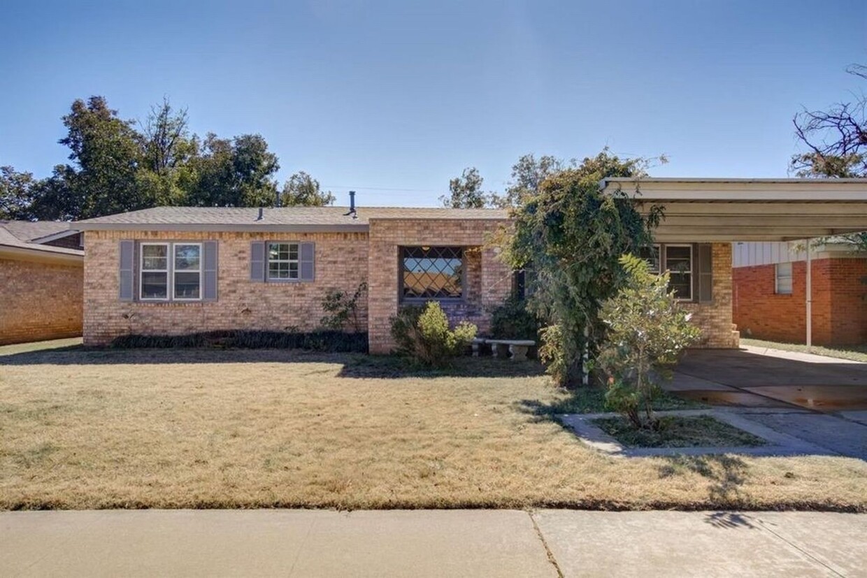 Primary Photo - Spacious and Updated Four Bedroom Three Ba...