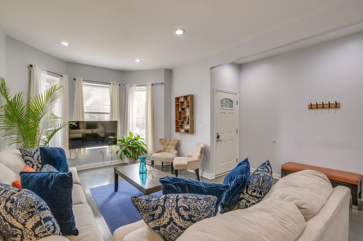 Foto principal - 4904 W Fulton St