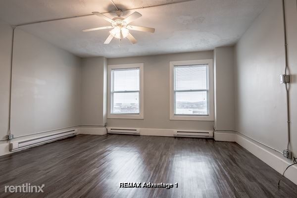 Primary Photo - 2 br, 1 bath Apartment - 51 Franklin St