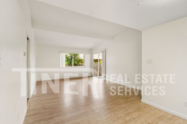 Building Photo - 4920 Douvan Ct