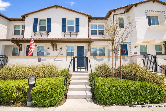 Building Photo - 27333 Georgetown Dr