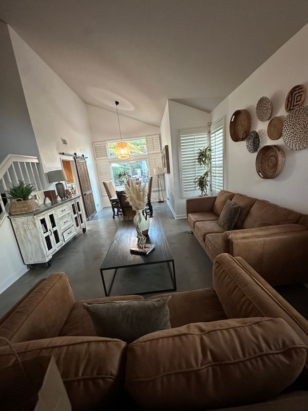 Building Photo - 26 Santa Catrina