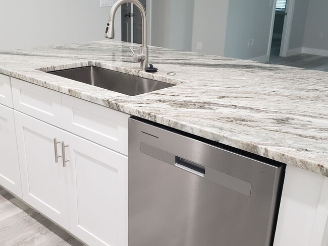 Building Photo - Brand New 3 bedroom Duplex in Deep Creek f...