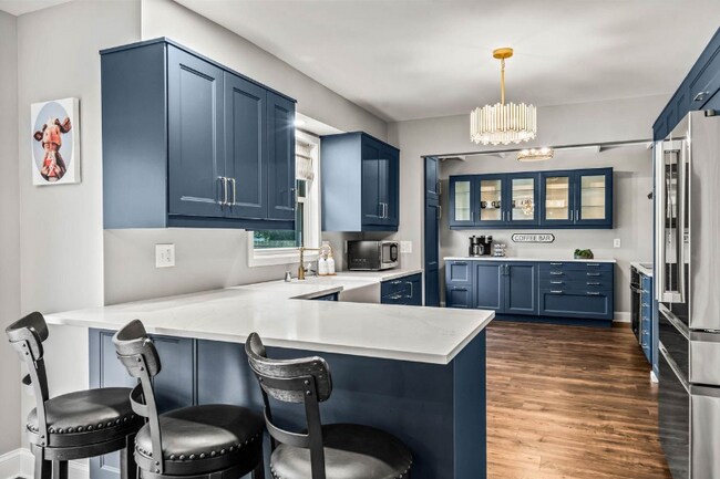 Foto del edificio - 421 W Lloyd St