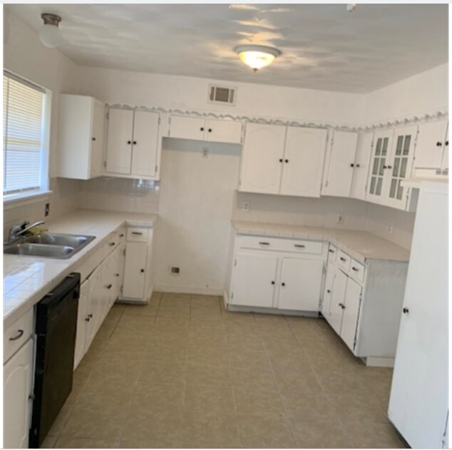 Building Photo - 1126 Wintergreen Ct