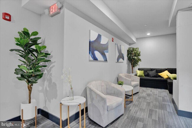Foto del edificio - 330 Cecil B. Moore Ave