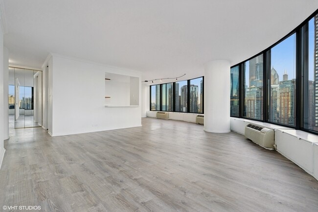 Building Photo - 505 N Lake Shore Dr