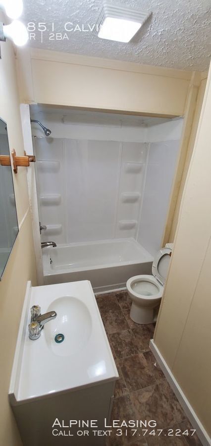 Building Photo - Near Southeast 3BR/2BATH House! Bonus Office!