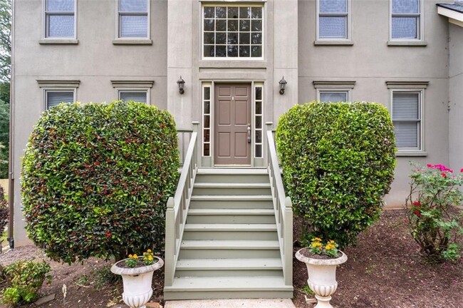 Building Photo - 3230 Mary Dr
