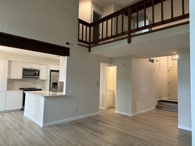 Foto del edificio - 4771 Stansbury Ln