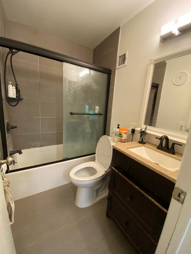 Building Photo - 4345 IVYMOUNT Ct