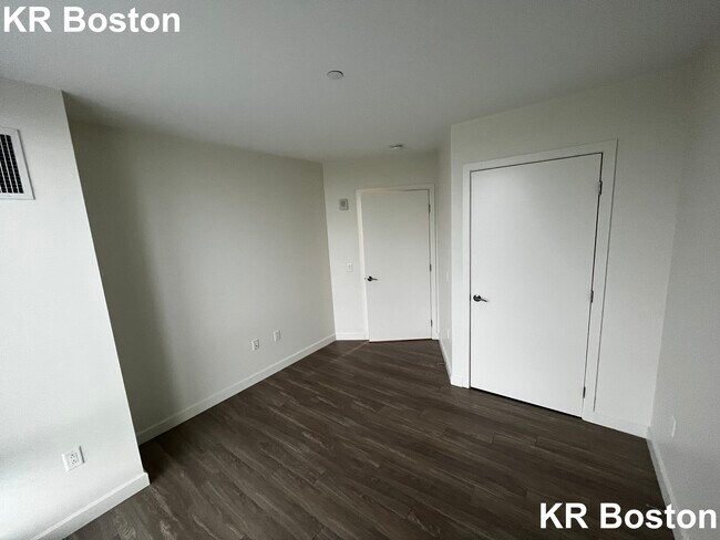Foto del edificio - 219 Western Ave