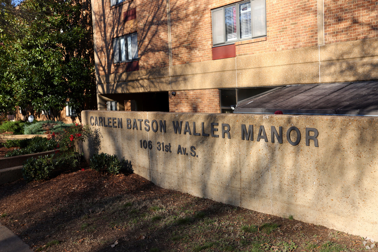 Foto del edificio - Carleen Batson Waller Manor