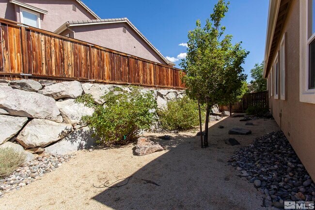 Building Photo - 2255 Peavine Valley Rd