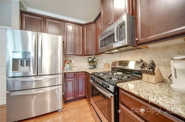 Building Photo - 3427 Hornets Nest Way