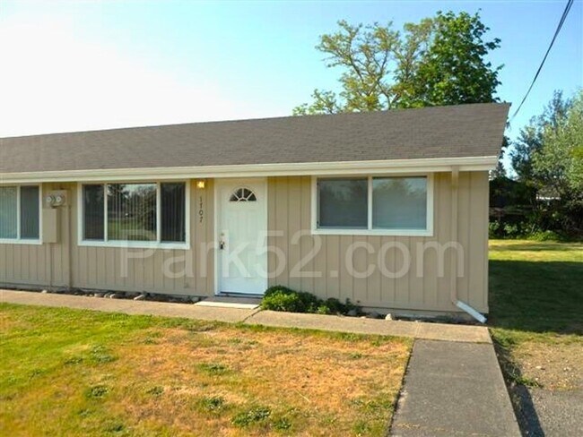 Foto del edificio - Tacoma Area 2 Bedroom 1 Bathroom Duplex