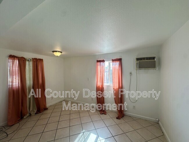Foto del edificio - 68607 Grove St