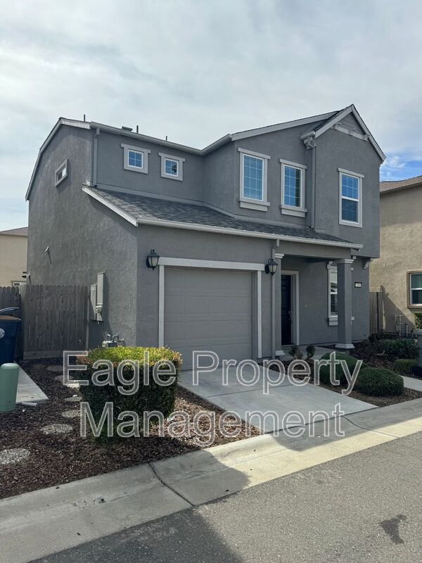 Building Photo - 230 Maidenbrook Ln
