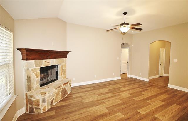 Building Photo - 222 Chimney Rock Dr