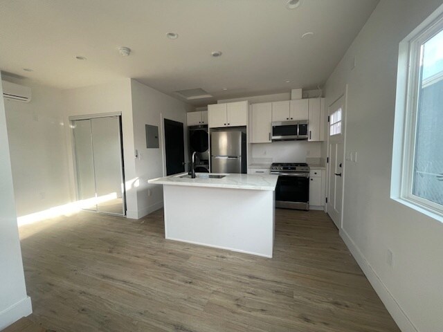 Foto del edificio - 1622 W 125th St