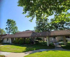 Building Photo - 1132 Landsburn Cir