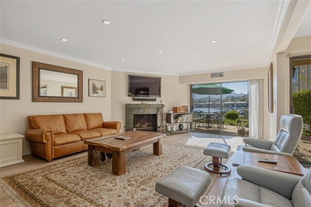 Foto del edificio - 1158 S Westlake Blvd