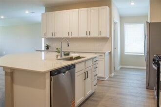 Building Photo - 22019 Vernazza Bend Dr