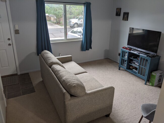 Photo - 4990 Dewar Dr House