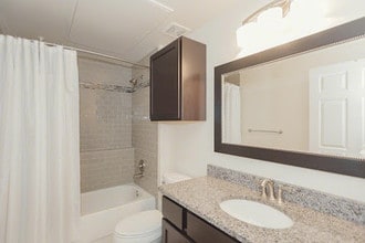 Building Photo - Village of Hampton Cove