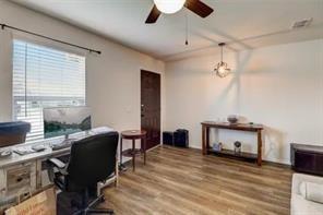 Foto del edificio - 1325 Vernon Dr