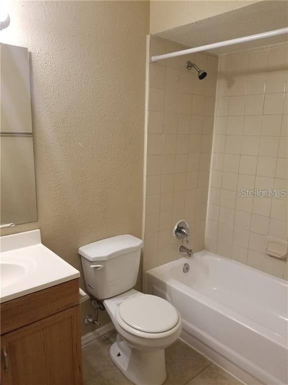 Building Photo - 6178 Westgate Dr