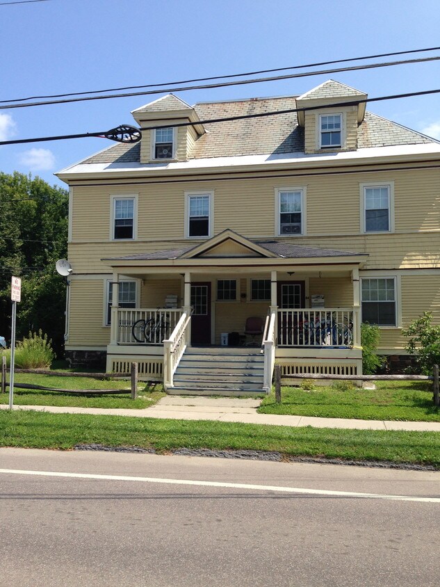 Primary Photo - 84 N Willard St