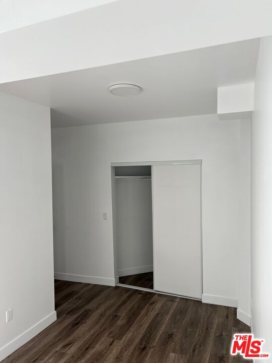 Building Photo - 18325 Malden St