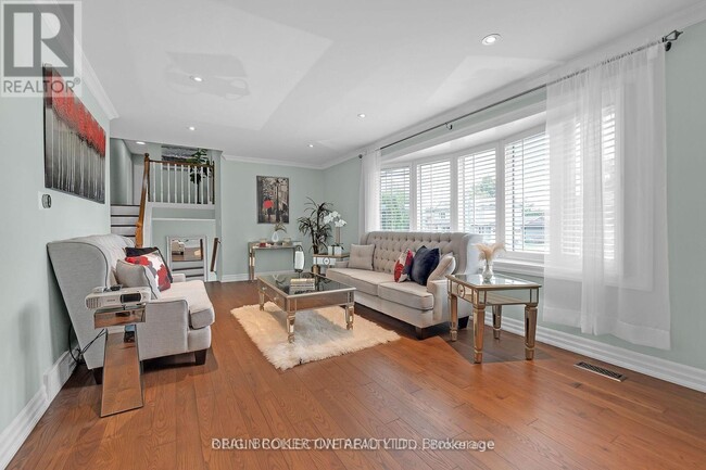 Building Photo - 1863 Heather Hills Dr