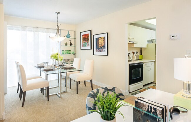 Foto del edificio - 928 Norwest Dr