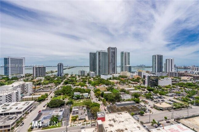 Foto del edificio - 3301 NE 1st Ave