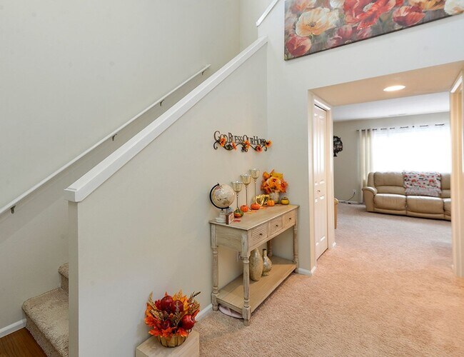 Foto del edificio - Beautiful 4 Bedroom + Den 2.5 Bath Home Pu...