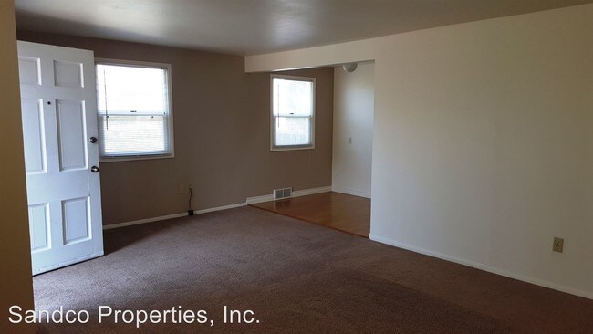 Foto del edificio - 4 br, 1 bath House - 651 N Hawthorne